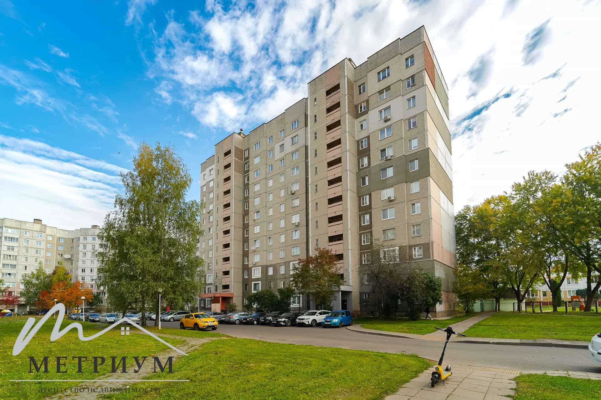 Беларусь, Минск, улица Сергея Есенина, 35к2