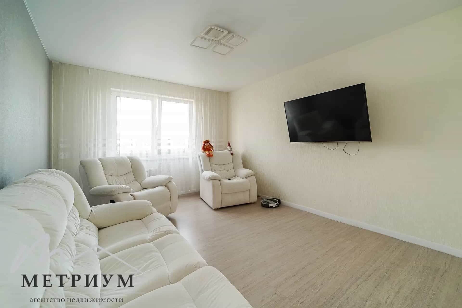 Беларусь, Минск, улица Сергея Есенина, 35к2, фото 2