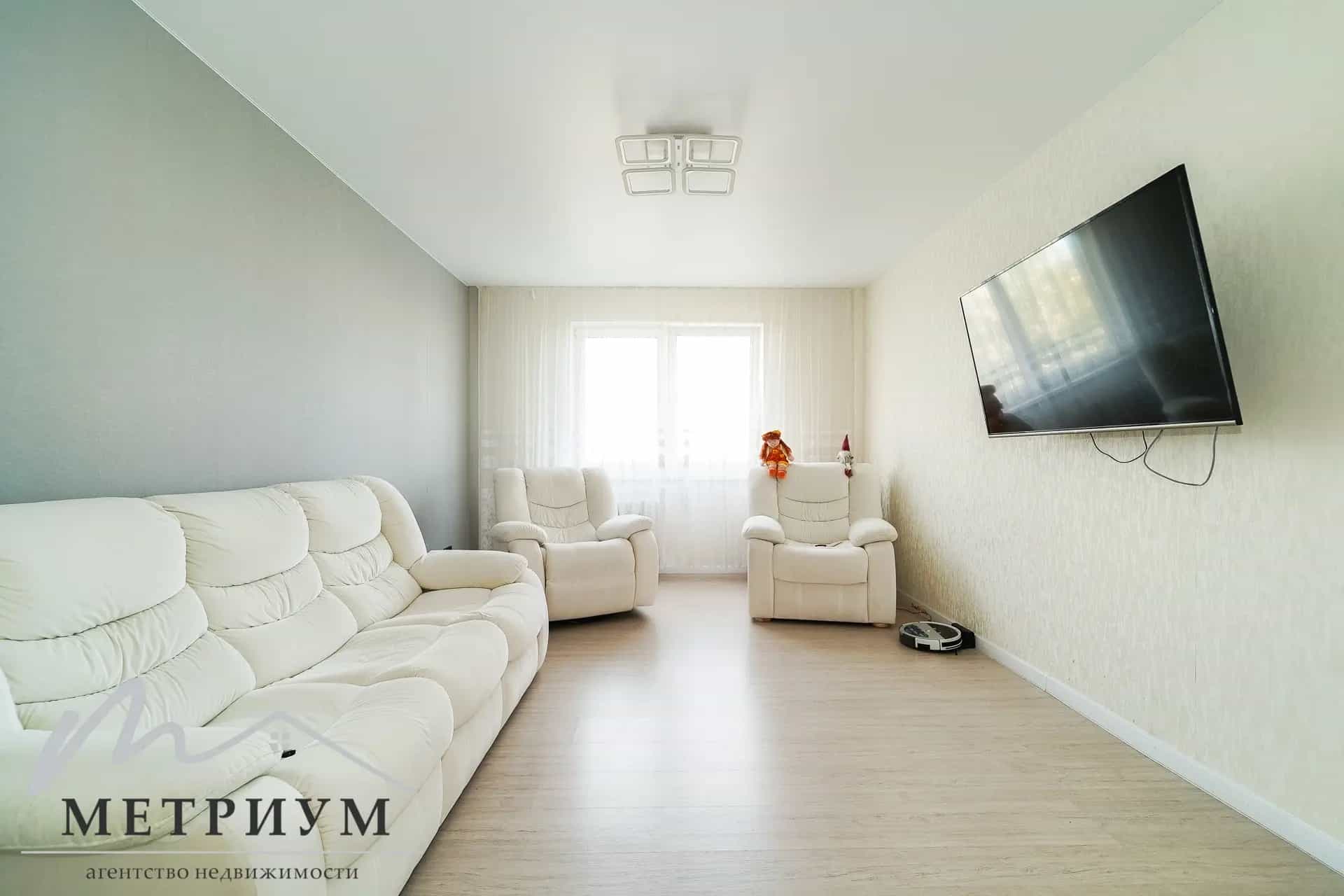 Беларусь, Минск, улица Сергея Есенина, 35к2, фото 3