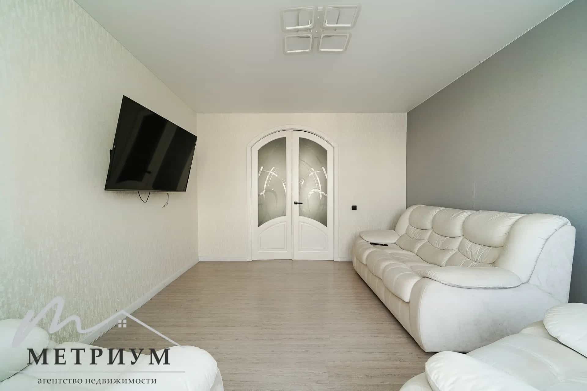 Беларусь, Минск, улица Сергея Есенина, 35к2, фото 5