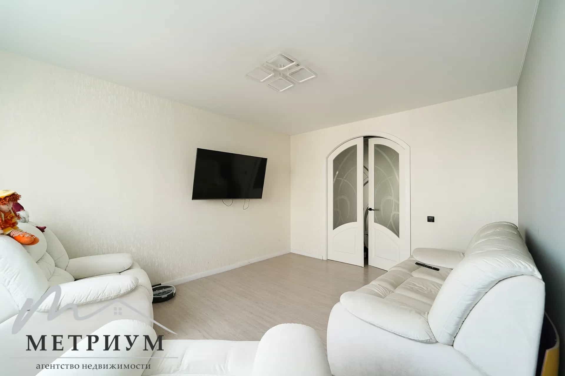 Беларусь, Минск, улица Сергея Есенина, 35к2, фото 6